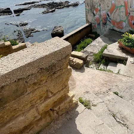 Riviera Via Eveneto, 47 * Syracuse