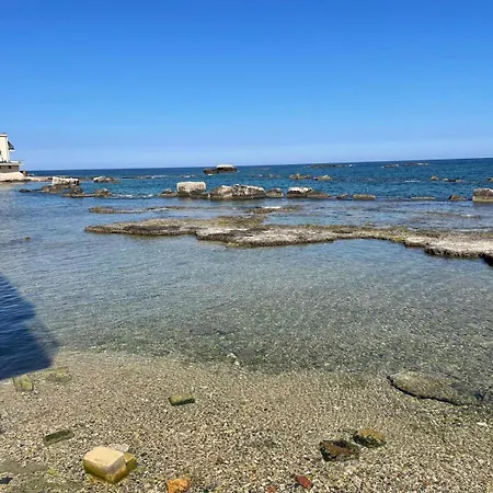 Riviera Via Eveneto, 47 *